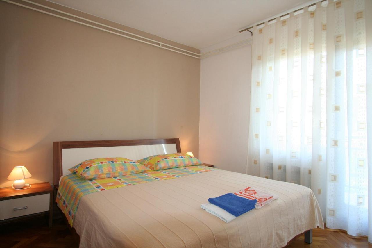 Apartments Grskovic G. Jesenovica Šilo Exterior foto